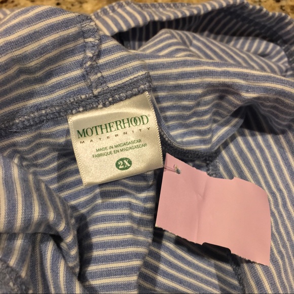 😊👍🏼 Maternity outfit. Cute! ⚓️⛱ - Picture 5 of 5